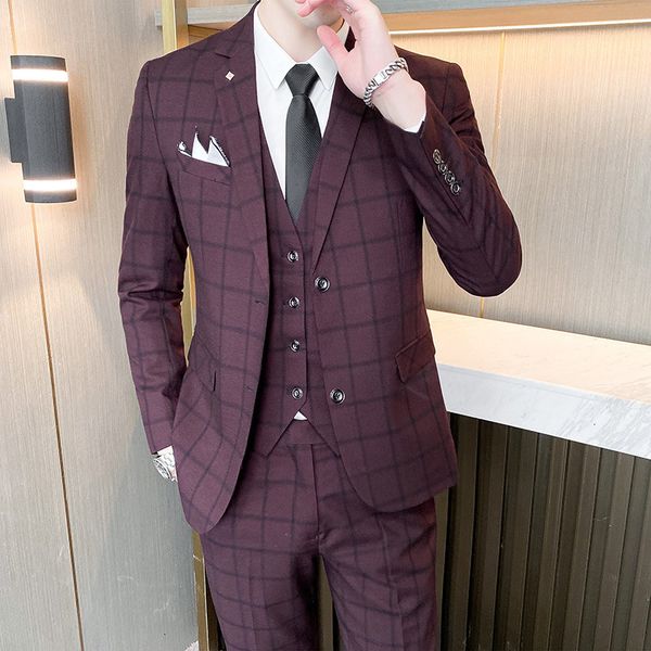 men's three piece suit bus casual profsional formal groomsman's groom's wedding drs suit, White;black
men's three piece suit bus casual profsional formal groomsman's groom's wedding drs suit, White;black
