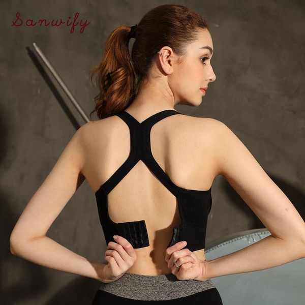 gym clothing rear-breasted adjustable shockproof gathering running women sports bras fitness yoga workout bra top, White;black
gym clothing rear-breasted adjustable shockproof gathering running women sports bras fitness yoga workout bra top, White;black