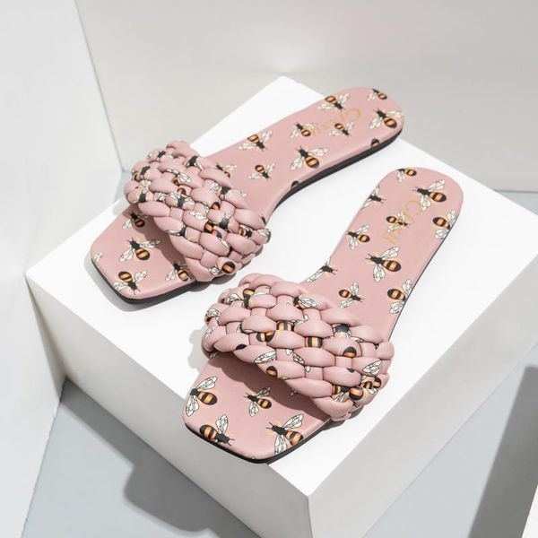women woven slippers slip on slides fashion brand square toe sandals leather flip flops beach summer, Black
women woven slippers slip on slides fashion brand square toe sandals leather flip flops beach summer, Black