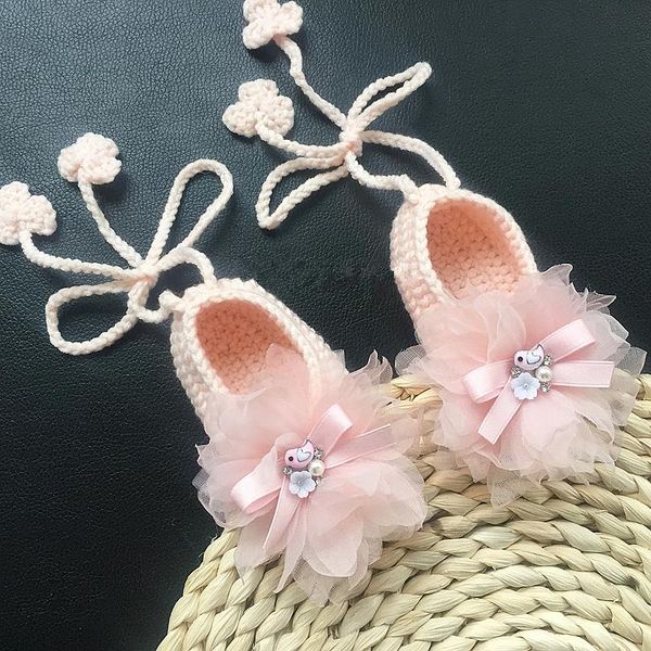 first walkers 100 days/full month born princess baby girls summer knitted pure handmade soft soled comfortable infant walker
first walkers 100 days/full month born princess baby girls summer knitted pure handmade soft soled comfortable infant walker