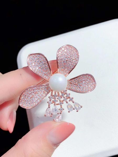 pins, brooches 2pairs white sea shell pearl cz pave flower brooch pendant, Gray
pins, brooches 2pairs white sea shell pearl cz pave flower brooch pendant, Gray
