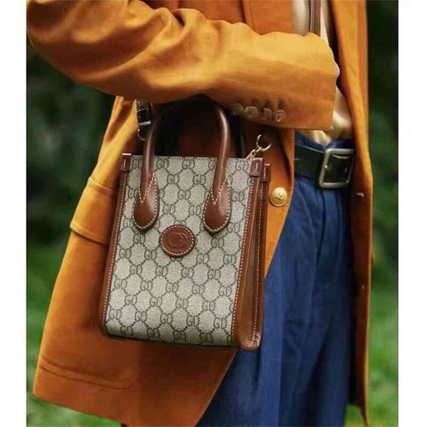 mininote music bag fashion hand single shoulder messenger bag new women's handbag
mininote music bag fashion hand single shoulder messenger bag new women's handbag