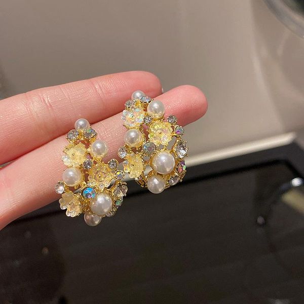 hoop & huggie 2021 arrival rhinestone pearl flower open c-shaped earrings for women korean fashion bridal temperament gift jewelry, Golden;silver
hoop & huggie 2021 arrival rhinestone pearl flower open c-shaped earrings for women korean fashion bridal temperament gift jewelry, Golden;silver