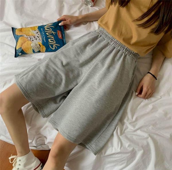 women's shorts oversized women short pants summer loose 2021 wild tide straight port style high waist sports five-point pant casual, White;black
women's shorts oversized women short pants summer loose 2021 wild tide straight port style high waist sports five-point pant casual, White;black