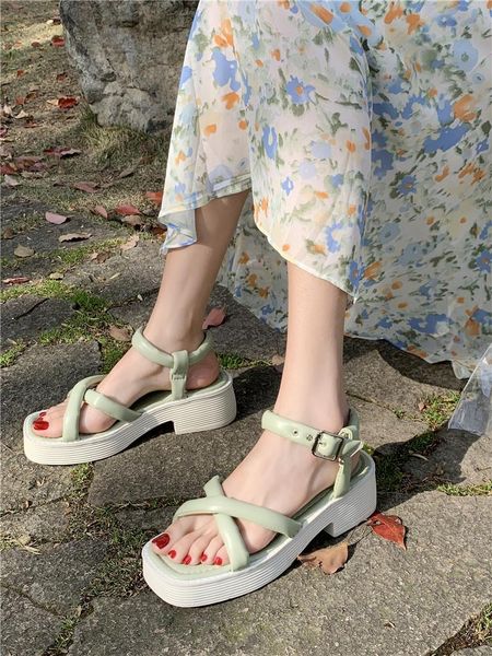sandals roman style simple solid color thick-soled wear-resistant one-word buckle ladies summer ., Black
sandals roman style simple solid color thick-soled wear-resistant one-word buckle ladies summer ., Black