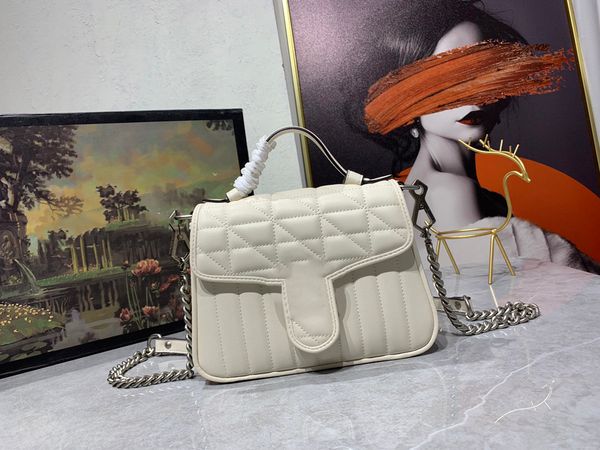ladies handbag designer leather luxury bag flap inner compartment zipper strap one shoulder square
ladies handbag designer leather luxury bag flap inner compartment zipper strap one shoulder square