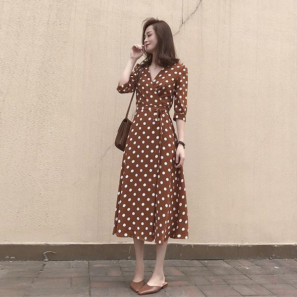 casual dresses summer chiffon dress 2021 v-neck a-line vintage maxi long polka dot beach autumn party black vestidos frocks for women, Black;gray
casual dresses summer chiffon dress 2021 v-neck a-line vintage maxi long polka dot beach autumn party black vestidos frocks for women, Black;gray