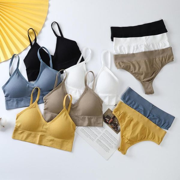 yoga outfit women bra panties g-string push up crop seamless underwear fitness active thongs female lingerie set
yoga outfit women bra panties g-string push up crop seamless underwear fitness active thongs female lingerie set