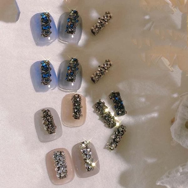 nail art decorations delicate luxury crystal pillar jewelry bright elegant 3d decoration fashion shiny diy manicure ornaments, Silver;gold
nail art decorations delicate luxury crystal pillar jewelry bright elegant 3d decoration fashion shiny diy manicure ornaments, Silver;gold