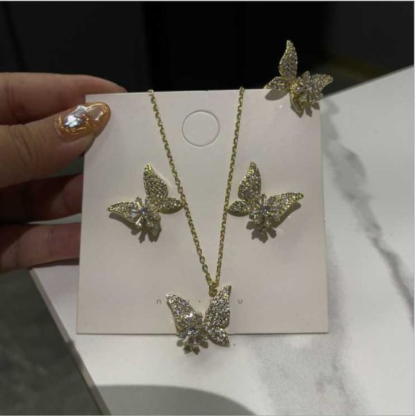 earrings & necklace micro-inlaid zircon butterfly revolving lady temperament fluttering ring, Silver
earrings & necklace micro-inlaid zircon butterfly revolving lady temperament fluttering ring, Silver