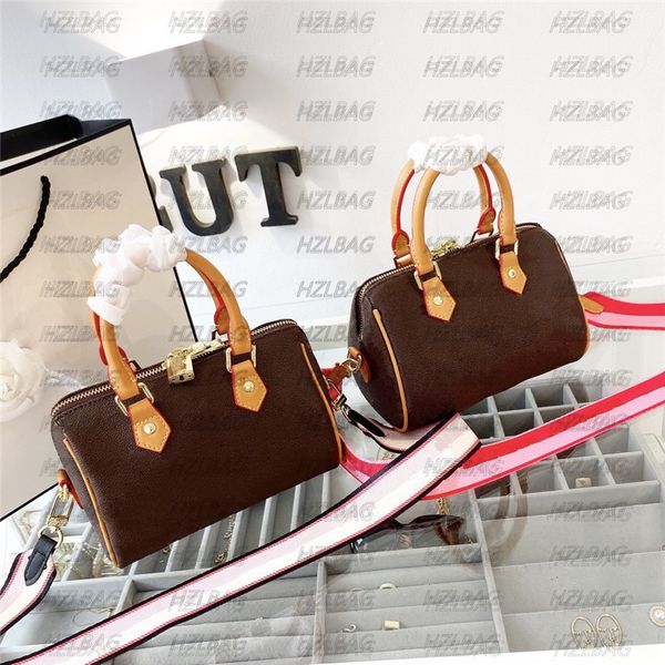 m45957 speedy bandouliere 20 mini tote leather handles wide textile strap classic design speedy travel bag 20cm monograms bag
m45957 speedy bandouliere 20 mini tote leather handles wide textile strap classic design speedy travel bag 20cm monograms bag
