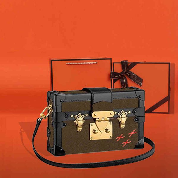 evening bags woman luxury brand handbags organizer lock trunk printed mini malle clutch box fashion shoulder bolsa feminina 6bsy
evening bags woman luxury brand handbags organizer lock trunk printed mini malle clutch box fashion shoulder bolsa feminina 6bsy