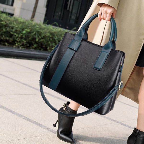 evening bags female 2021 simple autumn and winter tote bag large-capacity handbag fashion all-match single shoulder messenger
evening bags female 2021 simple autumn and winter tote bag large-capacity handbag fashion all-match single shoulder messenger