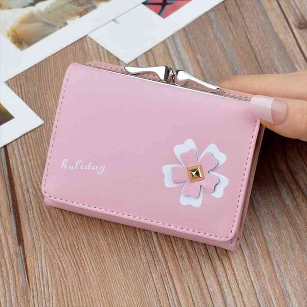 pu leather wallet women folding coin purse female student small fresh mini clutch bag short buckle, Red;black
pu leather wallet women folding coin purse female student small fresh mini clutch bag short buckle, Red;black