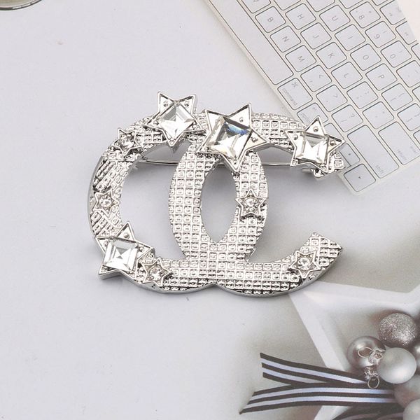 18k gold plated letter brooches famous brand luxurys desinger brooch vintage women star rhinestone suit pin fashion jewelry clothing decorat, Gray
18k gold plated letter brooches famous brand luxurys desinger brooch vintage women star rhinestone suit pin fashion jewelry clothing decorat, Gray