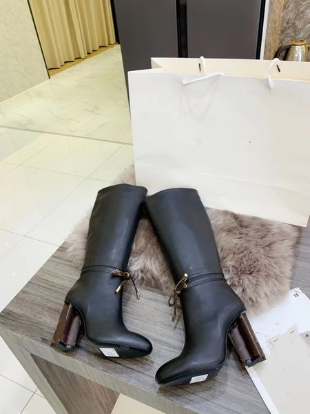 black nightfall half boots/booties autumn elastic and calf boots women high heel leather soles plum blossom heel fashion women boots size35-
black nightfall half boots/booties autumn elastic and calf boots women high heel leather soles plum blossom heel fashion women boots size35-