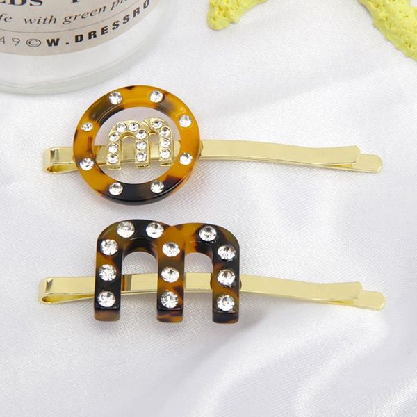 hair clips & barrettes geometric circle m letter clip women fashion brand resin cubic zirconia pins luxury jewelry accessories z429, Golden;silver
hair clips & barrettes geometric circle m letter clip women fashion brand resin cubic zirconia pins luxury jewelry accessories z429, Golden;silver