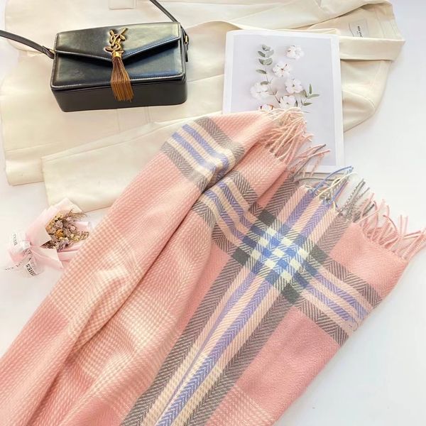 2021 new style side baguette cashmere-like plaid scarf korean style thick shawl female thickened student candy color no. 6, Blue;gray
2021 new style side baguette cashmere-like plaid scarf korean style thick shawl female thickened student candy color no. 6, Blue;gray
