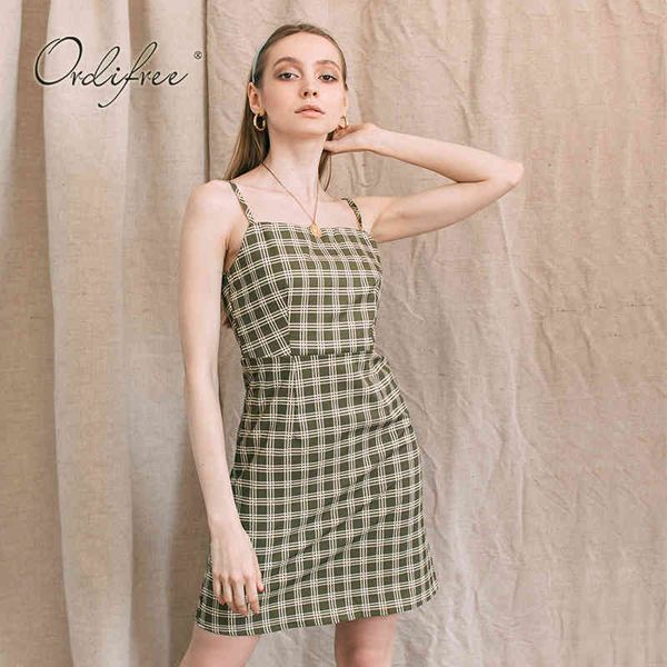summer women plaid mini vintage spaghetti strap backless bodycon short dress sundress 210415, Black;gray
summer women plaid mini vintage spaghetti strap backless bodycon short dress sundress 210415, Black;gray
