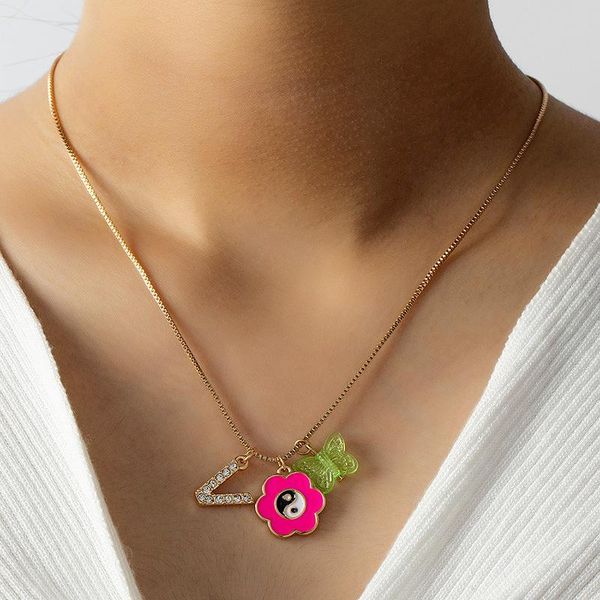 pendant necklaces 2021 retro cute flower butterfly letter v necklace for women fashion ins simple clavicle chain jewelry gifts, Silver
pendant necklaces 2021 retro cute flower butterfly letter v necklace for women fashion ins simple clavicle chain jewelry gifts, Silver