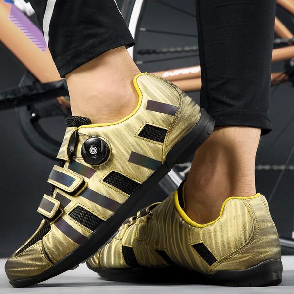 cycling footwear classic couple riding shoes man lockless road bicycle breathable women non slip rubber sole bike sneakers, Black
cycling footwear classic couple riding shoes man lockless road bicycle breathable women non slip rubber sole bike sneakers, Black
