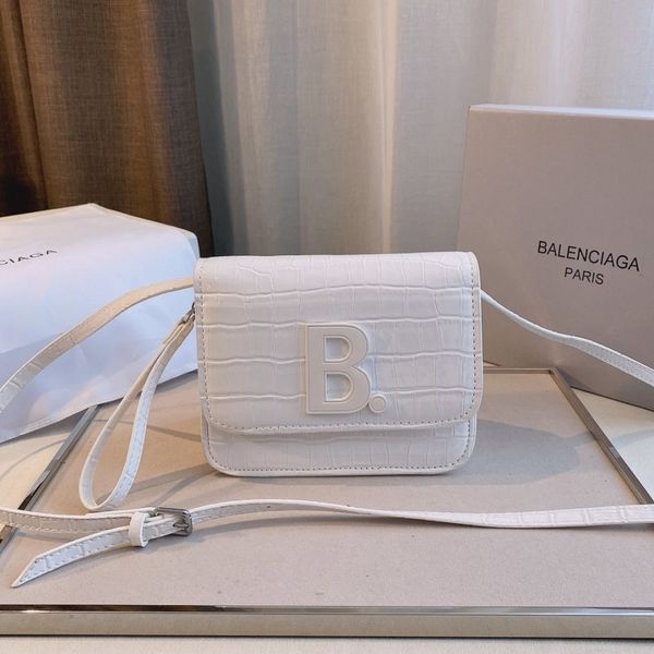 2021 new popular bean curd bag cross carry women's bag fashion trend designers bags ysj
2021 new popular bean curd bag cross carry women's bag fashion trend designers bags ysj