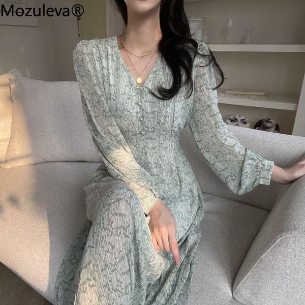 casual dresses mozuleva chic autumn chiffon green dress for women stylish v neck floral printed long sleeve female beach vestidos, Black;gray 
casual dresses mozuleva chic autumn chiffon green dress for women stylish v neck floral printed long sleeve female beach vestidos, Black;gray