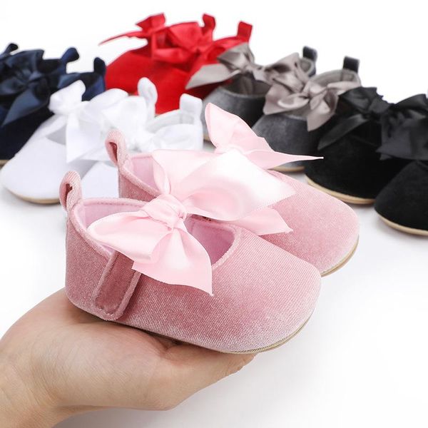 first walkers arrival bow princess shoes baby girl cute kids born accessories soft leather zapatos
first walkers arrival bow princess shoes baby girl cute kids born accessories soft leather zapatos