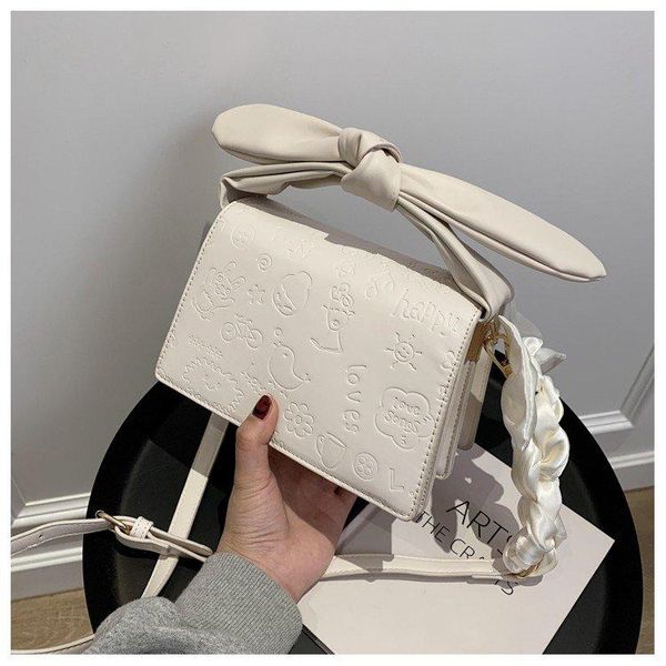 shoulder bags ladies messenger bag 2021 fashion luxury handbag chain portable
shoulder bags ladies messenger bag 2021 fashion luxury handbag chain portable