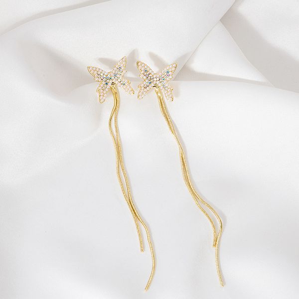 925 silver needle super fairy inlaid diamond pearl butterfly exquisite net red long style with two earrings
925 silver needle super fairy inlaid diamond pearl butterfly exquisite net red long style with two earrings