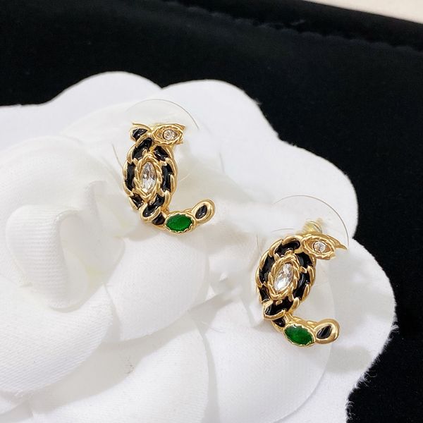 2021 women's designer earrings classic double letter clogo rubber inlaid diamond earrings 925 silver needle, Golden;silver
2021 women's designer earrings classic double letter clogo rubber inlaid diamond earrings 925 silver needle, Golden;silver