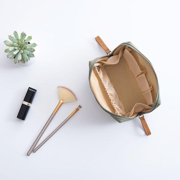 storage bags organizer for makeup with cute cosmetics bag portable trave tool accessories
storage bags organizer for makeup with cute cosmetics bag portable trave tool accessories