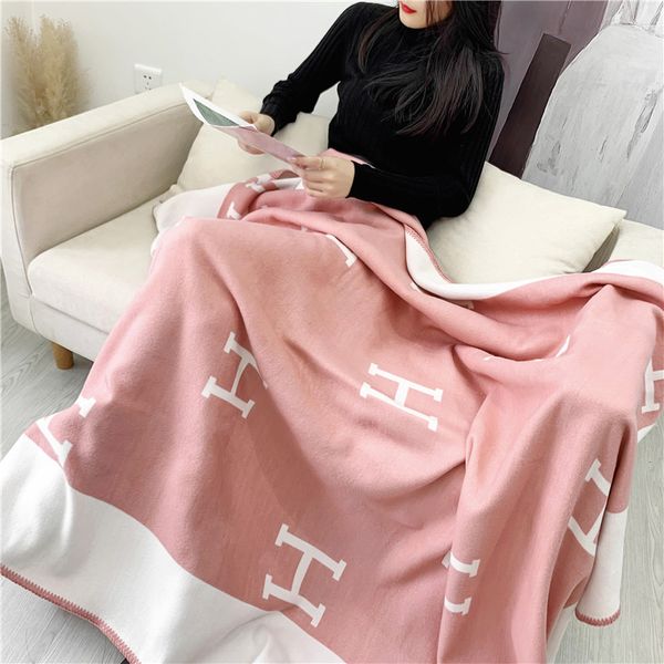 new h-letter wool shawl, guli small age, same flying thick air conditioning blanket, sofa cushion, Blue;gray
new h-letter wool shawl, guli small age, same flying thick air conditioning blanket, sofa cushion, Blue;gray