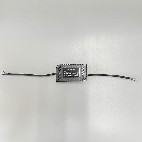 2500ma 40~60v constant current cc plastic case led grow light power driver ( non-waterproof) lights
2500ma 40~60v constant current cc plastic case led grow light power driver ( non-waterproof) lights