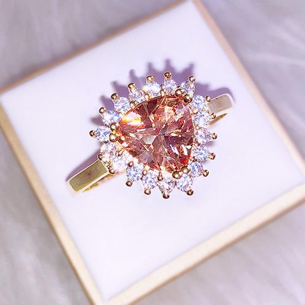 cluster rings europe and the united states champagne heart ring yellow gold boutique zircon noble atmosphere ladies, Golden;silver
cluster rings europe and the united states champagne heart ring yellow gold boutique zircon noble atmosphere ladies, Golden;silver