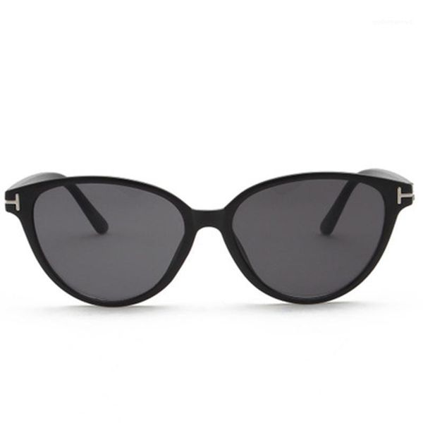 large style sunglasses ladies retro brand trend designer round women uv400, White;black
large style sunglasses ladies retro brand trend designer round women uv400, White;black
