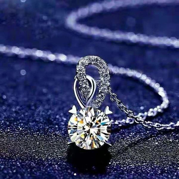 classic female white crystal stone necklace cute silver color pendants necklaces for women round zircon wedding jewelry pendant
classic female white crystal stone necklace cute silver color pendants necklaces for women round zircon wedding jewelry pendant