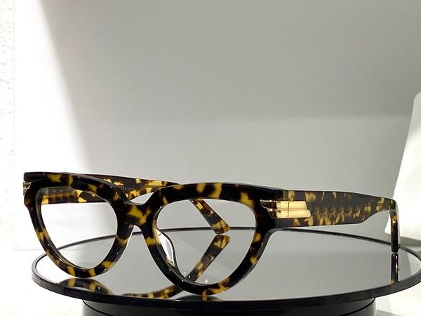 2021 men's full frame sunglasses oval eye protection summer anti ultraviolet women's glasses designer versatile sunglass 1035, White;black
2021 men's full frame sunglasses oval eye protection summer anti ultraviolet women's glasses designer versatile sunglass 1035, White;black