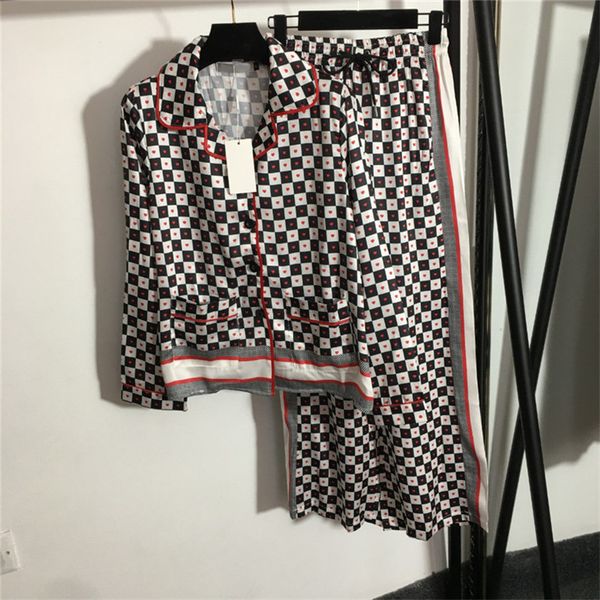 cute love printed sleepwear high waist straight pants plaid lapel neck long sleeve pajamas super soft touch home wear with tags, Black;red
cute love printed sleepwear high waist straight pants plaid lapel neck long sleeve pajamas super soft touch home wear with tags, Black;red