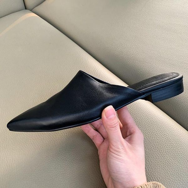 100% cow leather 2cm low heels women slippers rouned toe summer ladies slides casual mules shoes woman, Black
100% cow leather 2cm low heels women slippers rouned toe summer ladies slides casual mules shoes woman, Black