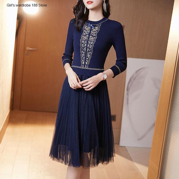 women's trench coats dress 2021 autumn knitted stitching mesh mid-length suit with temperament skirt, Tan;black
women's trench coats dress 2021 autumn knitted stitching mesh mid-length suit with temperament skirt, Tan;black
