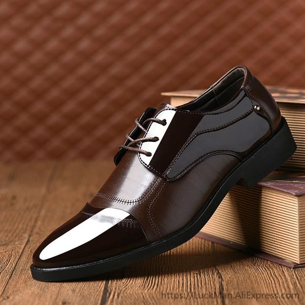 hidden increase heel men dress shoes leather fashion lace up men's shoe black brown pointed toe wedding formal
hidden increase heel men dress shoes leather fashion lace up men's shoe black brown pointed toe wedding formal
