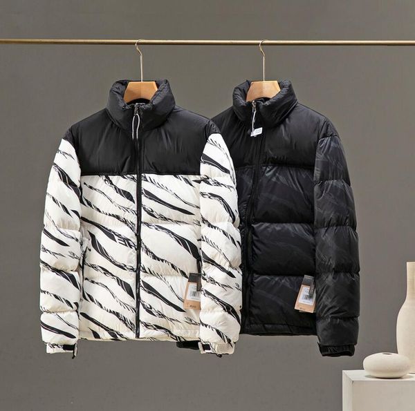 2021 men's down jacket winter fluffy hooded thick coat designer sports parker luxury couple warm windproof, Black;brown
2021 men's down jacket winter fluffy hooded thick coat designer sports parker luxury couple warm windproof, Black;brown
