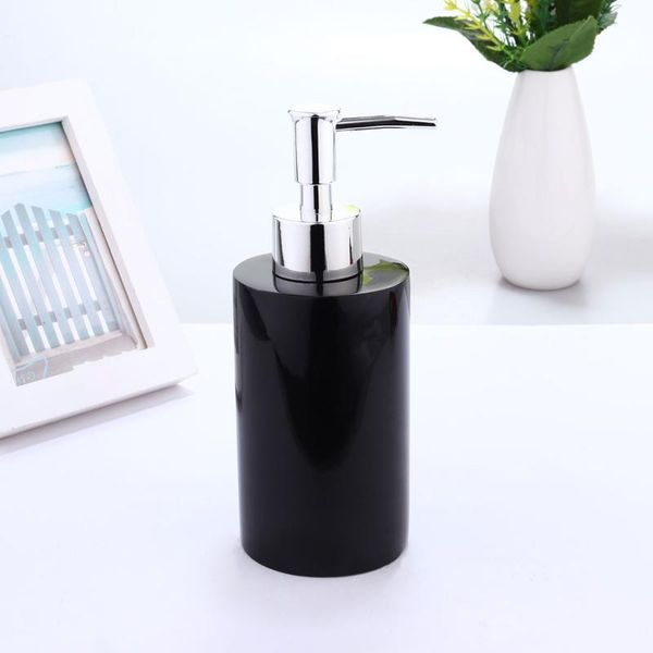liquid soap dispenser 1pc resin lotion bottle makeup subpackaging empty cosmetics supply for black
liquid soap dispenser 1pc resin lotion bottle makeup subpackaging empty cosmetics supply for black