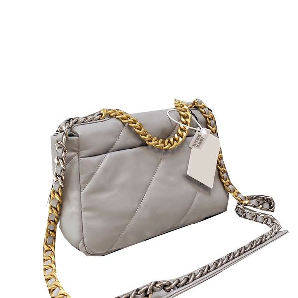 30c/25c qaultiy 19 classic flap jumbo bags lambskin doule chains interwoven gold-stone shoulder serial number large capacity designers luxur
30c/25c qaultiy 19 classic flap jumbo bags lambskin doule chains interwoven gold-stone shoulder serial number large capacity designers luxur