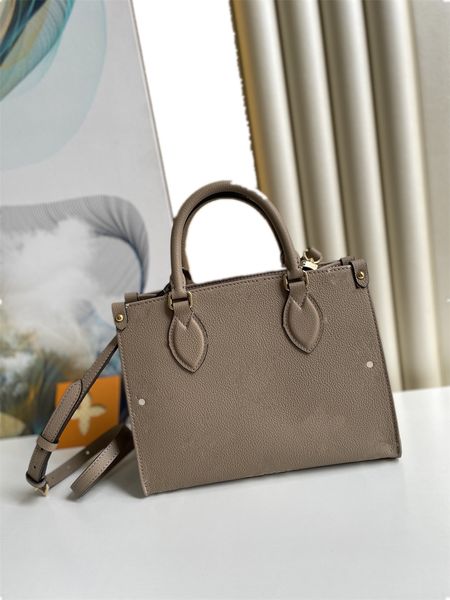 fashion handbag multi-color handbag shopping bag outdoor travel luxury designer classic handbag brand compound large volume handbags 
fashion handbag multi-color handbag shopping bag outdoor travel luxury designer classic handbag brand compound large volume handbags