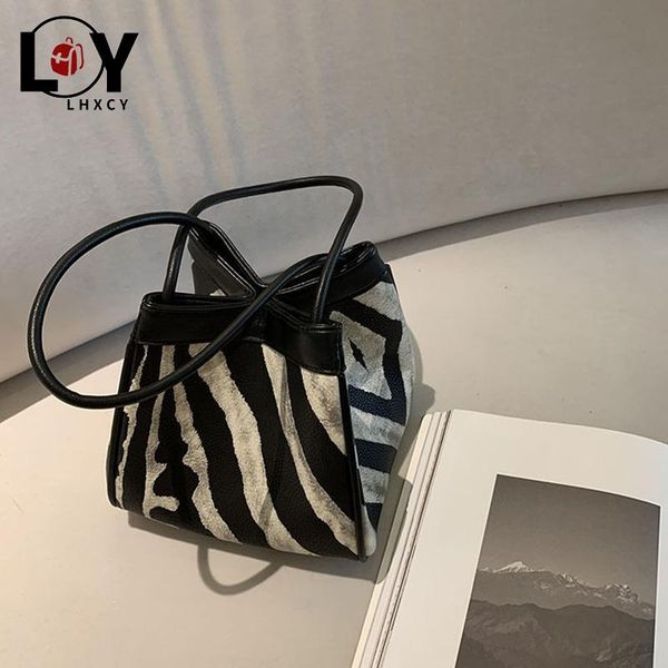 vintage zebra pattern ladies bucket design handbags luxury contrast color women shoulder bag simple elegant female underarm bags
vintage zebra pattern ladies bucket design handbags luxury contrast color women shoulder bag simple elegant female underarm bags