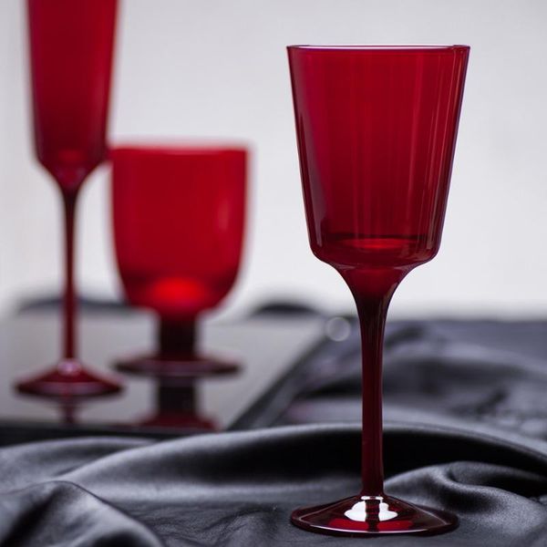 hip flasks lead-glass red 600mlo no leg wine cup 220ml/300ml 450ml short 
hip flasks lead-glass red 600mlo no leg wine cup 220ml/300ml 450ml short