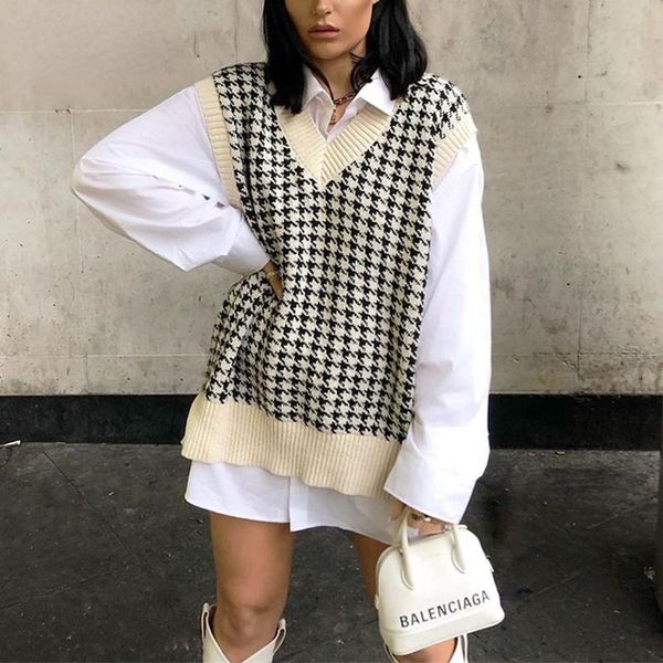 women's vests women vest sweater 2021 fashion knitted loose vintage female waistcoat chic oversize clothes, Black;white
women's vests women vest sweater 2021 fashion knitted loose vintage female waistcoat chic oversize clothes, Black;white