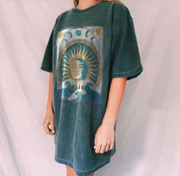 2021 spring new casual loose t-shirt printed personalized women's top, Black;gray
2021 spring new casual loose t-shirt printed personalized women's top, Black;gray
